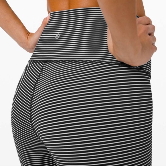 lululemon wunder under stripe leggings - Picture 8 of 9